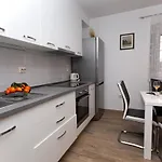 The Star Apartment Split